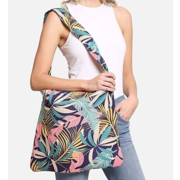 Beach Towel Tote Bag 2 in 1 Tropical Leaves Print - Picture 8 of 10